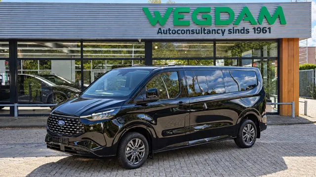 Ford Tourneo Custom 340 2.5 PHEV L2 Titanium 2025