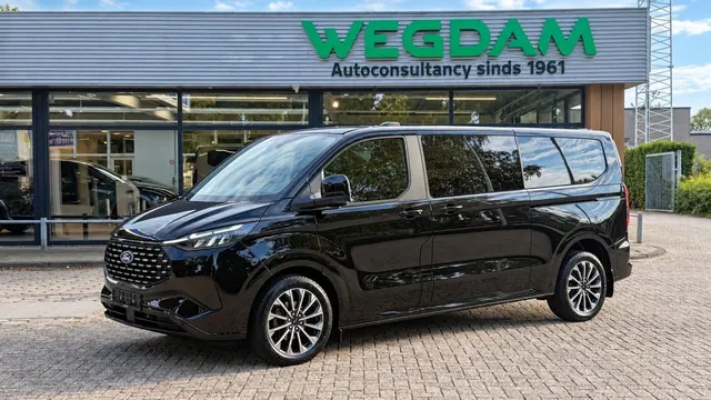 Ford Tourneo Custom 2.5 PHEV 340 L2 Titanium X 8p Vip bus 2025
