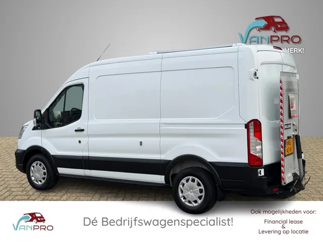 Ford Transit 350 2.0 TDCi 130PK L2H2 2022