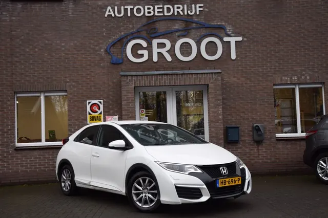 Honda Civic 1.4 Comfort! 2015
