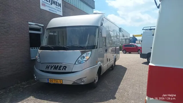 Hymer Hymermobil Kampeerauto 2009