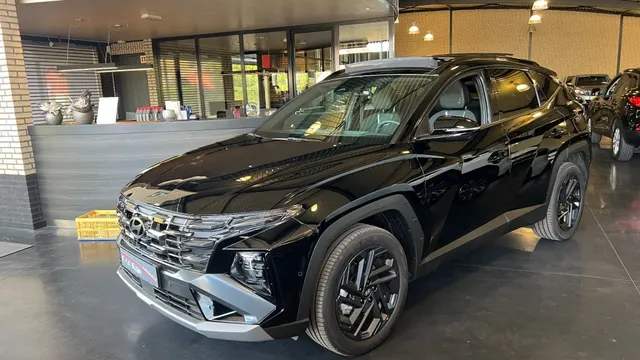 Hyundai Tucson 1.6 T-Gdi HEV 20 jAAR Tucson Uitvoering !!! 158 Kw 2026