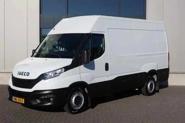 Iveco Daily 35S16V 2.3 L2H2 156pk 2022