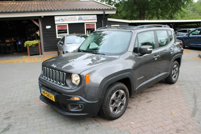 Jeep Renegade 1.4 MultiAir Longitude - Automaat 2017