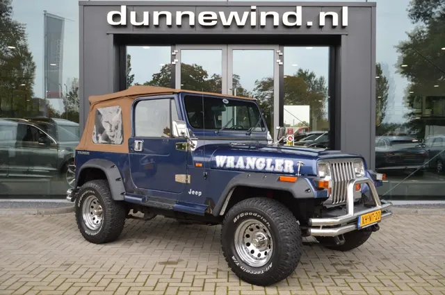 Jeep Wrangler Laredo *Soft Top* 1991