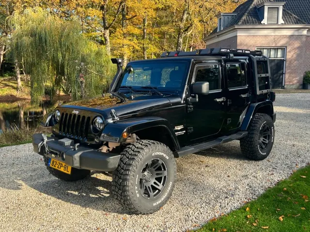 Jeep Wrangler 3.8 Sahara 5drs Cabriolet 2008