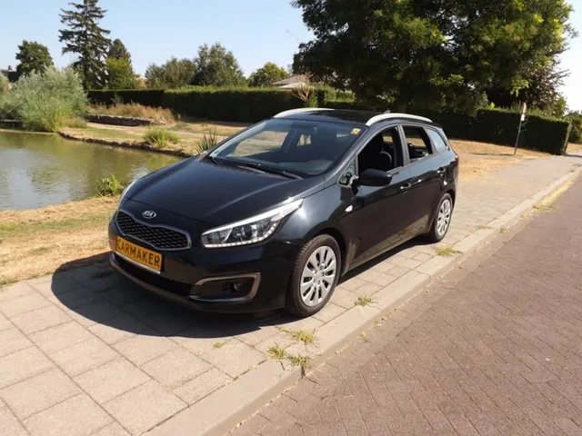 Kia Ceed Sw Ceed Sportswagon T-GDi 1.4 Attract 2017