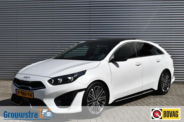 Kia Pro Ceed 1.5 T-Gdi GT-Plusline 2022