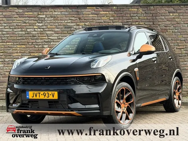 Lynk En Co 01 1.5 Plug in Hybride Copper Edition Zwarte hemel Stuurverwarming 2024
