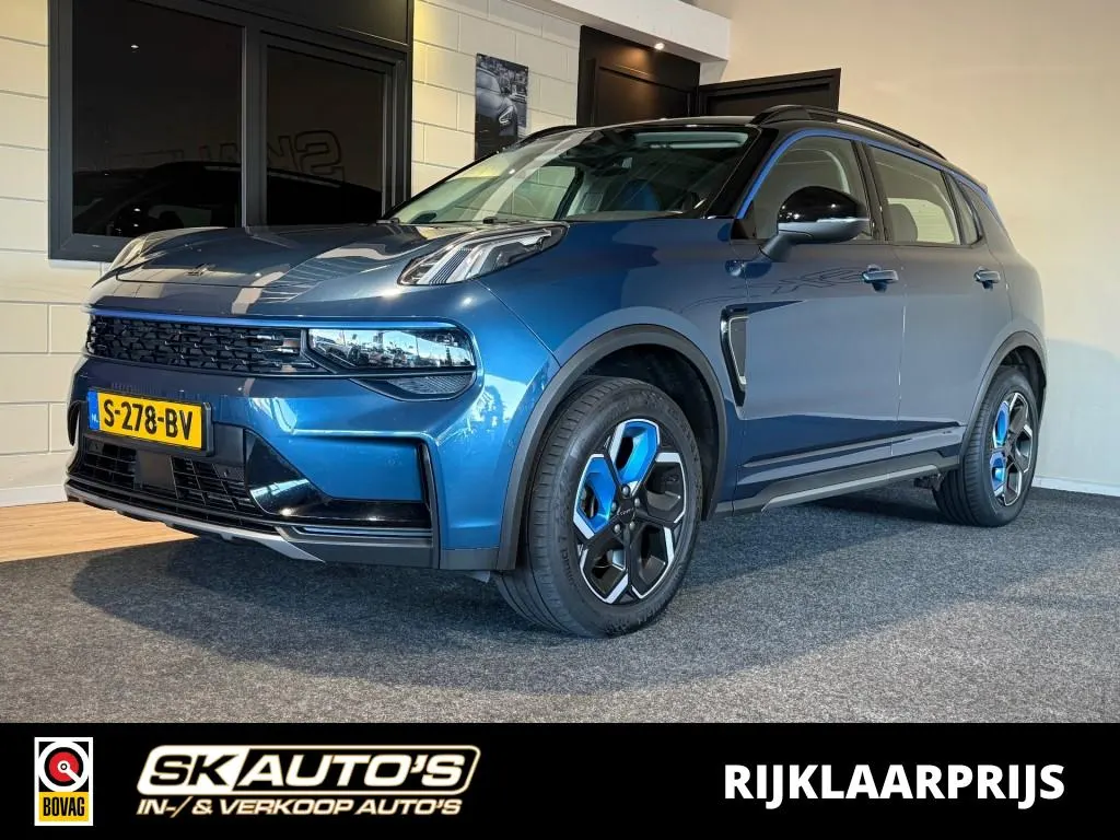 Lynk En Co 01 1.5 l Mild Hybride l 360 2021