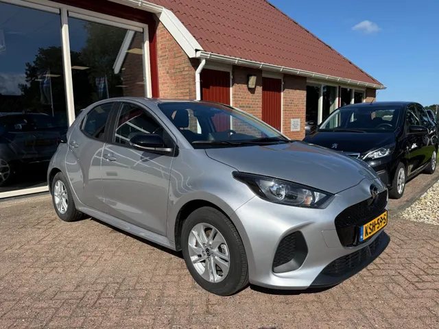 Mazda 2 1.5 Centre-Line 2025