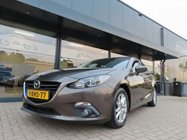Mazda 3 2.0 Skylease Ecc 2014