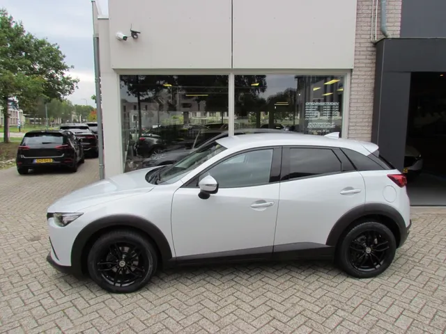 Mazda CX-3 2.0 Skyactiv-G 120pk 6MT 2WD Dynamic Black Edition 2018