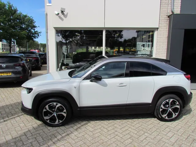 Mazda MX-30 E-Skyactiv 170 R-EV Hybride Advantage 2023