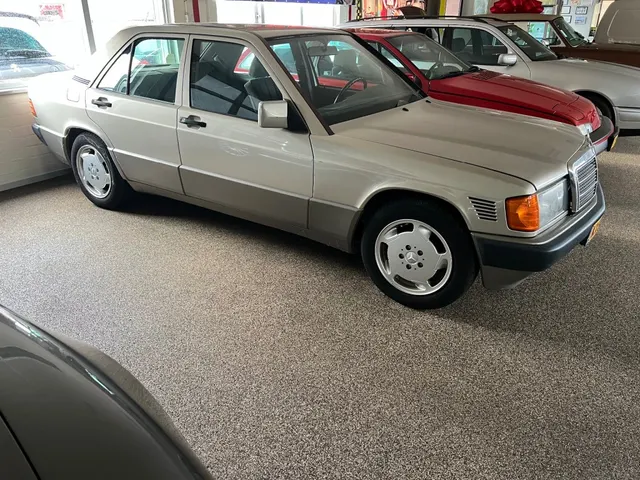 Mercedes-Benz 190 2.5 D Turbo Automaat 66.237 Km !! Zeldzaam uniek!! 1992