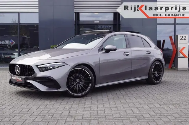 Mercedes-Benz A-Klasse 200 AMG Line 2023