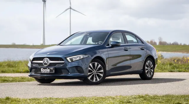 Mercedes-Benz A-Klasse 250 e Business Line 2022