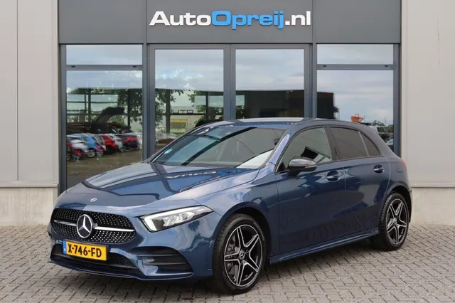Mercedes-Benz A-Klasse 250 e AMG Line Automaat Plug in Hybride 218pk 2022