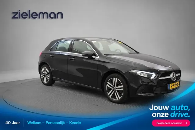 Mercedes-Benz A-Klasse 250 e Luxury Line 2022