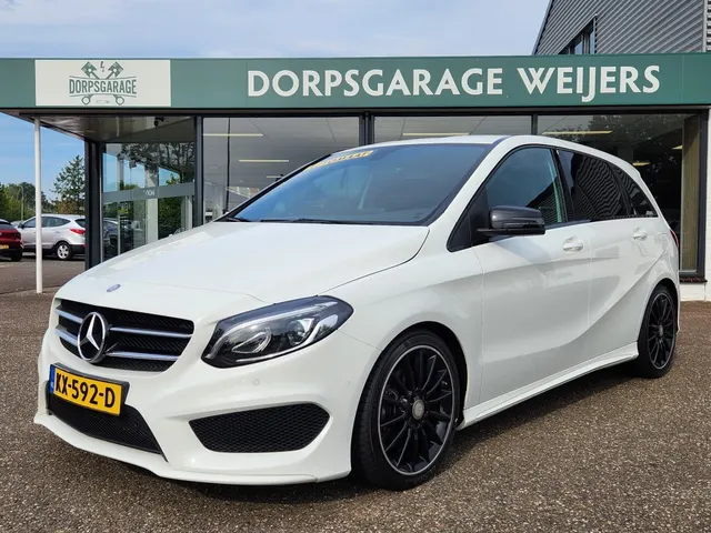 Mercedes-Benz B-Klasse 180 AMG Night Edition Plus 2016