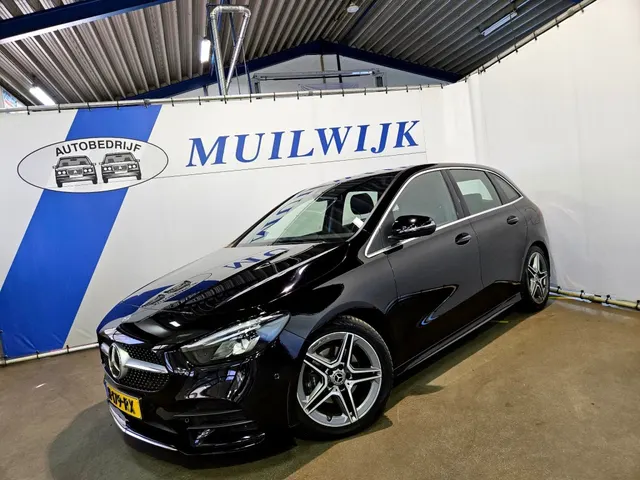 Mercedes-Benz B-Klasse 180 Business Solution AMG 2020