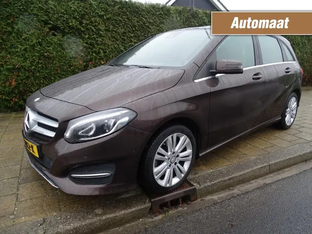 Mercedes-Benz B-Klasse 250 Ambition 2015