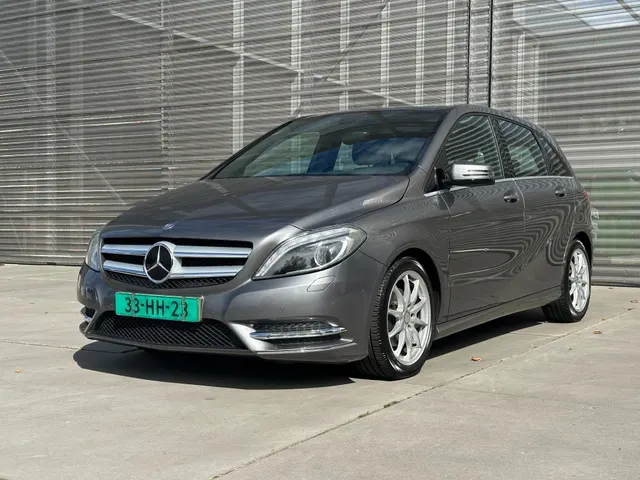 Mercedes-Benz B-Klasse 180 Ambition Full Option Apk 30-9-2027 !! 2013
