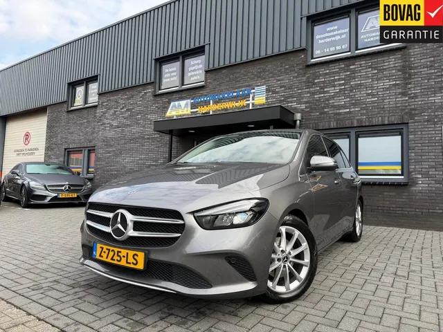 Mercedes-Benz B-Klasse 180 Business Solution AMG 2021
