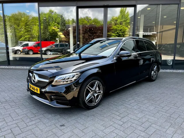 Mercedes-Benz C-Klasse 180 Facelift AMG 2018