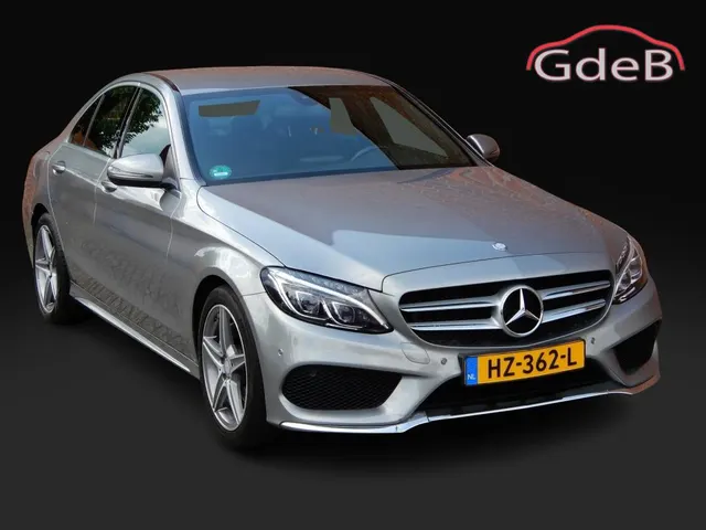 Mercedes-Benz C-Klasse 180 AMG Line Leer 2016
