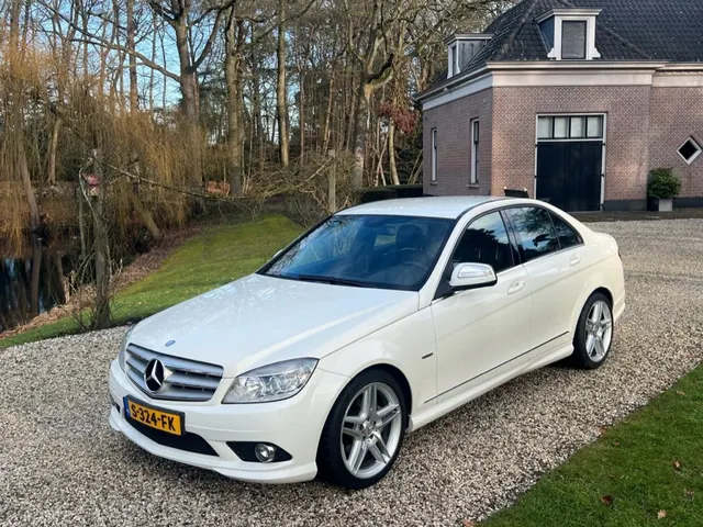 Mercedes-Benz C-Klasse 200K Avantgarde AMG Line 2007