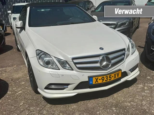 Mercedes-Benz E-Klasse 200 Cgi Elegance Cabrio 2013
