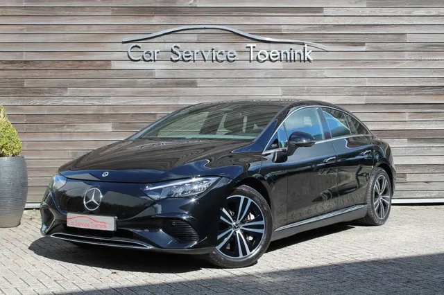 Mercedes-Benz EQE 300 Avantgarde 2023