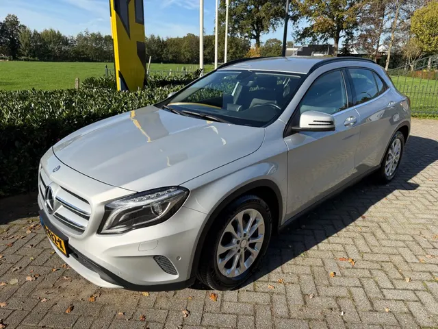Mercedes-Benz GLA-Klasse 200 Prestige Aut7 2014
