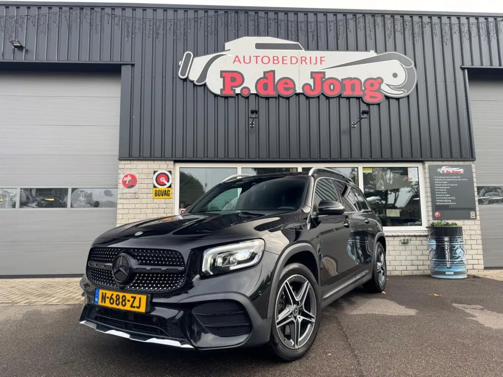 Mercedes-Benz GLB-Klasse 250 4MATIC Premium AMG 2020