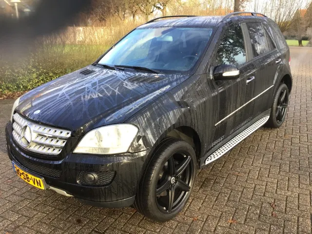 Mercedes-Benz M-Klasse Ml 350 in perfecte staat 2006