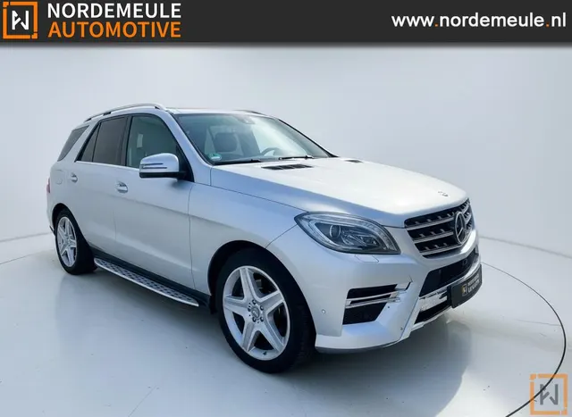 Mercedes-Benz M-Klasse Ml 350 Bluetec 4MATIC. AMG 2015