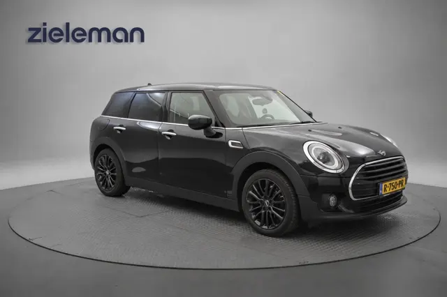 MINI Clubman 1.5 Business Edition Automaat 2023
