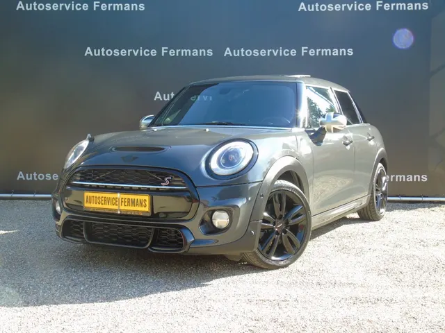 MINI Cooper S 2.0 Aut. John Cooper Works 2017 - 105DKM - Leer 2017