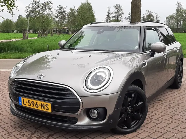 MINI Cooper Clubman 1.5 136pk Lederen-bekleding 2020