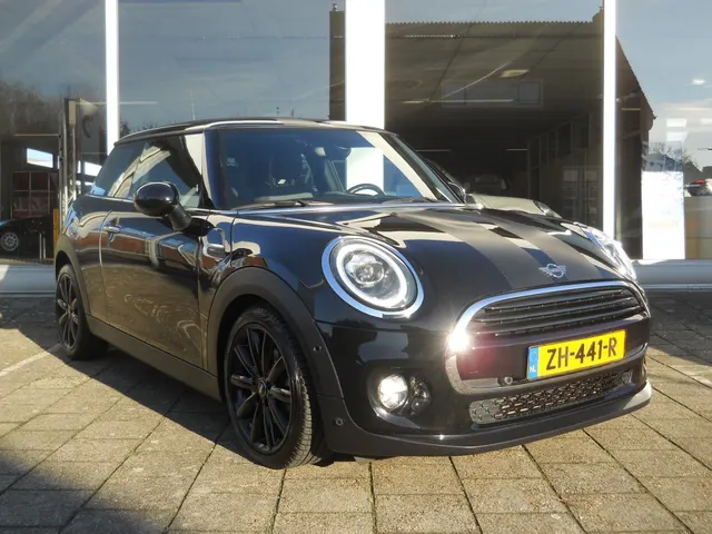 MINI Cooper Chili 2019