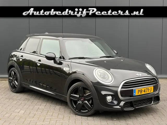 MINI Cooper 1.5 Jcw pakket 2017