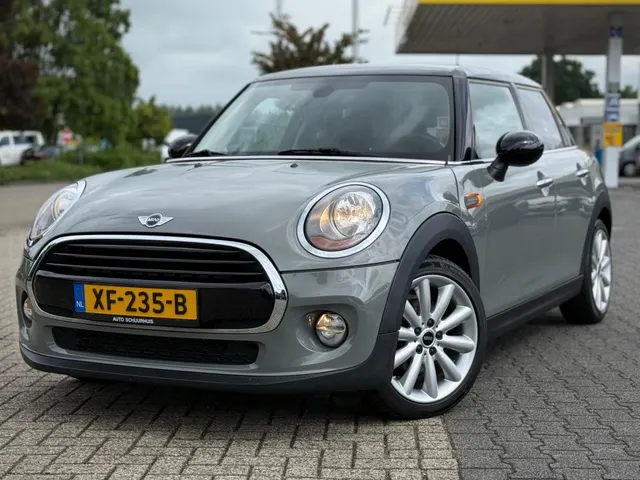 MINI Cooper 1.5 136PK Automaat 2017
