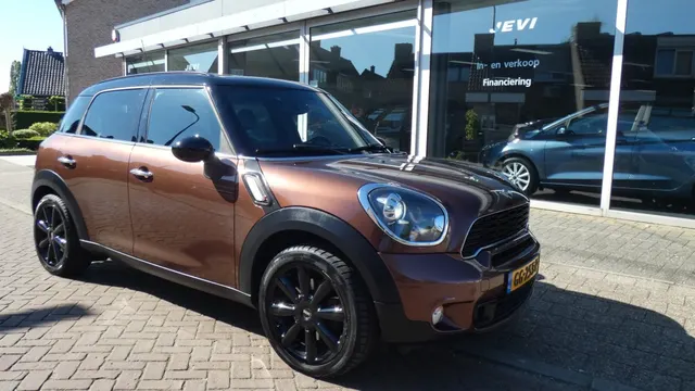 MINI Countryman Chilli * 2013