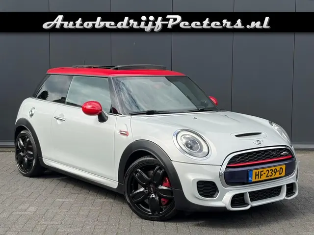 MINI John Cooper Works 2.0 231pk Aut 2015