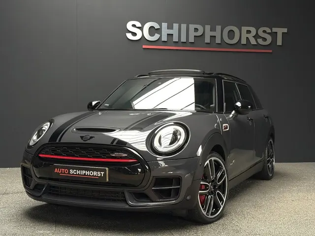 MINI John Cooper Works Clubman Jhon cooper works All4 Acc 231pk 2018
