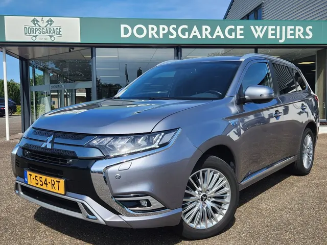 Mitsubishi Outlander 2.4 PHEV S-Edition 2019