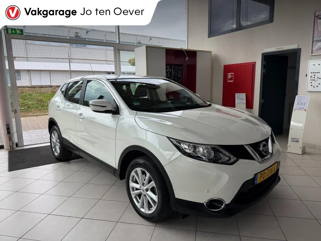 Nissan Qashqai 1.2 Connect Edition 2015