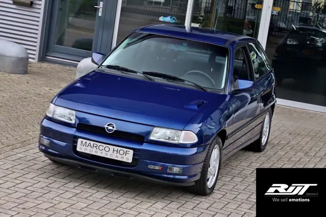 Opel Astra 2.0i GSi 1993