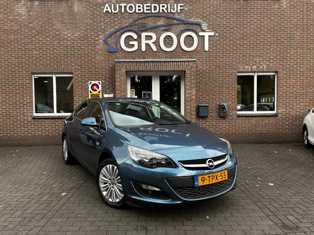 Opel Astra 1.4 Turbo 140PK! Design Edition 2014